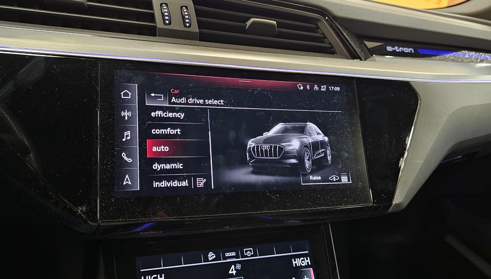 Audi e-tron vaihtoauto