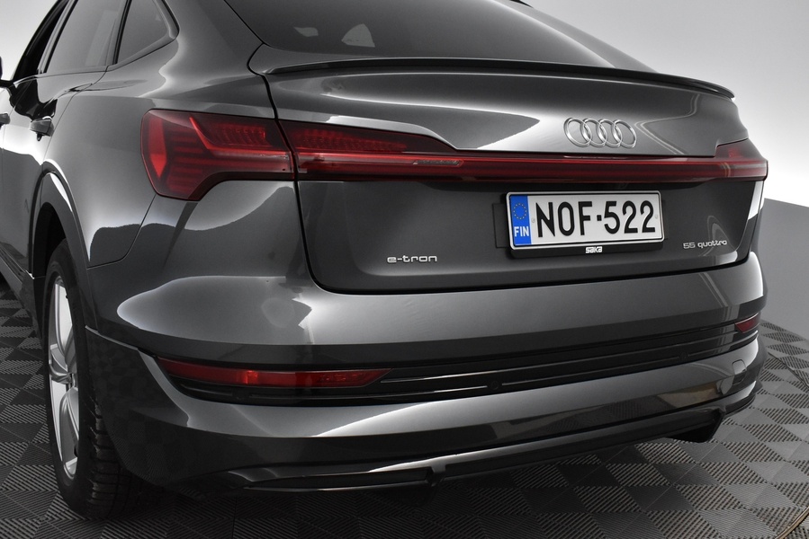 Audi e-tron vaihtoauto