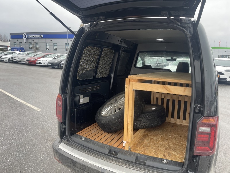 Volkswagen Caddy vaihtoauto