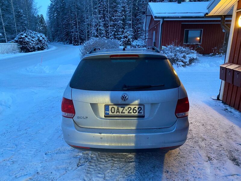 Volkswagen Golf vaihtoauto