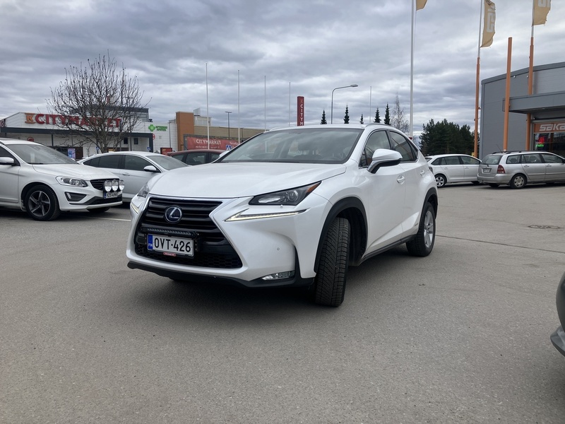 Lexus NX vaihtoauto