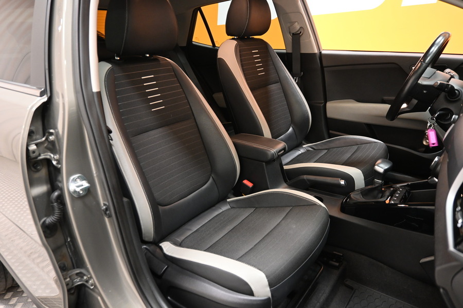 Kia Stonic vaihtoauto