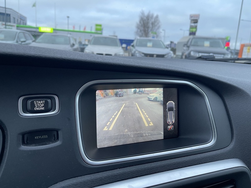 Volvo V40 Cross Country vaihtoauto