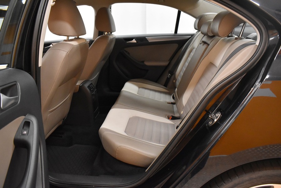 Volkswagen Jetta vaihtoauto