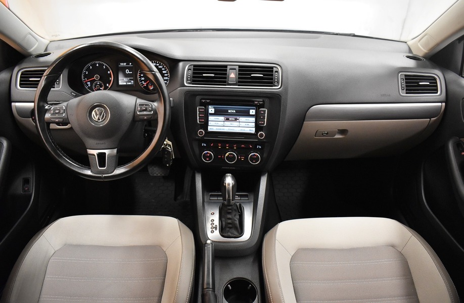 Volkswagen Jetta vaihtoauto