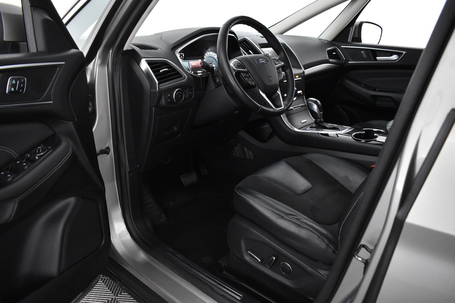 Ford S-MAX vaihtoauto