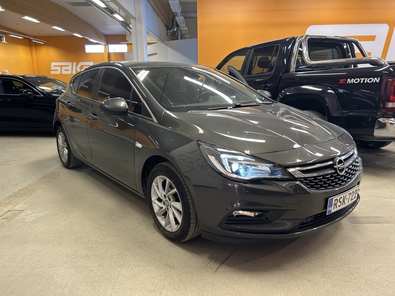 Opel Astra vaihtoauto