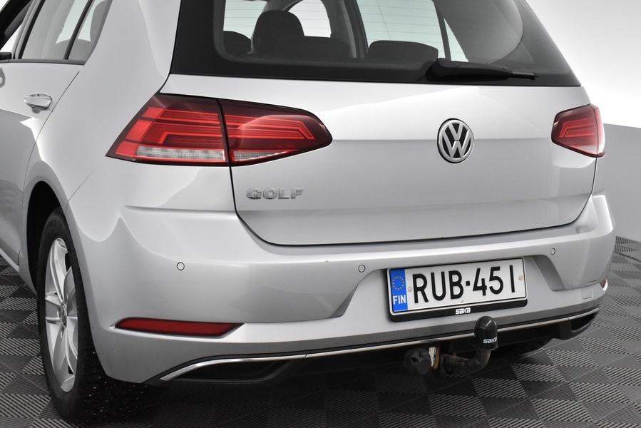 Volkswagen Golf vaihtoauto