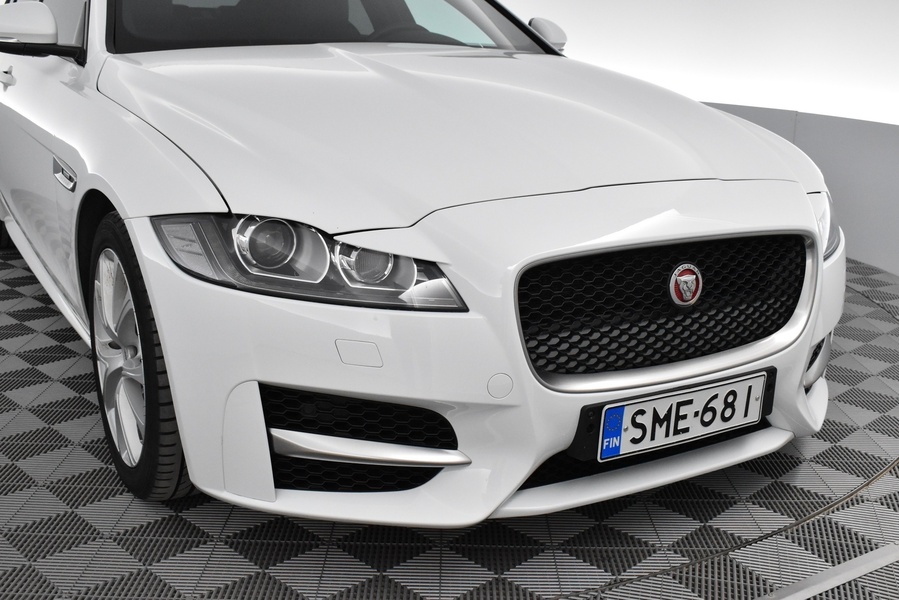 Jaguar XF vaihtoauto