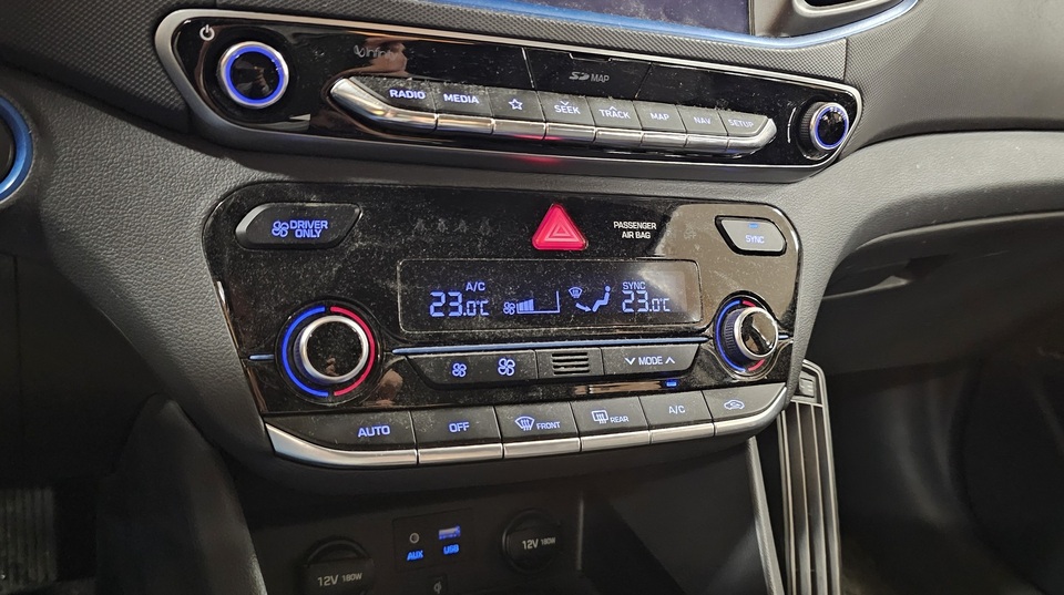 Hyundai IONIQ plug-in vaihtoauto