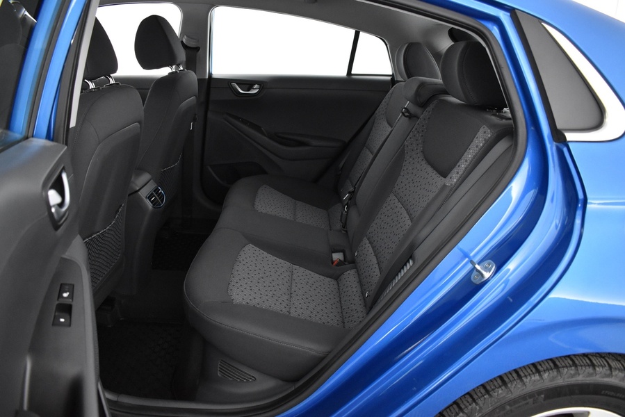 Hyundai IONIQ plug-in vaihtoauto