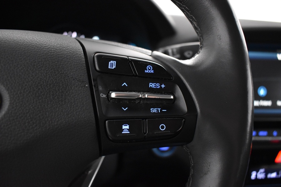 Hyundai IONIQ plug-in vaihtoauto