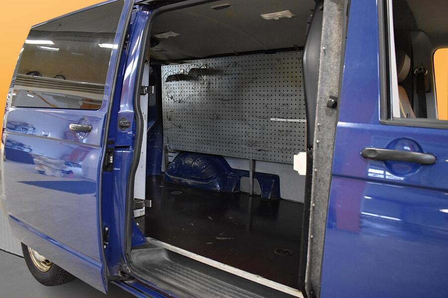 Volkswagen Transporter vaihtoauto