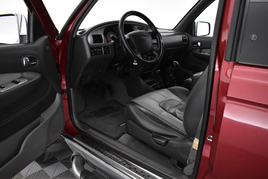 Ford Ranger vaihtoauto