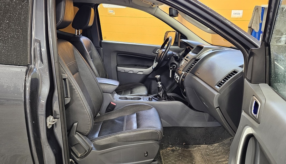 Ford Ranger vaihtoauto