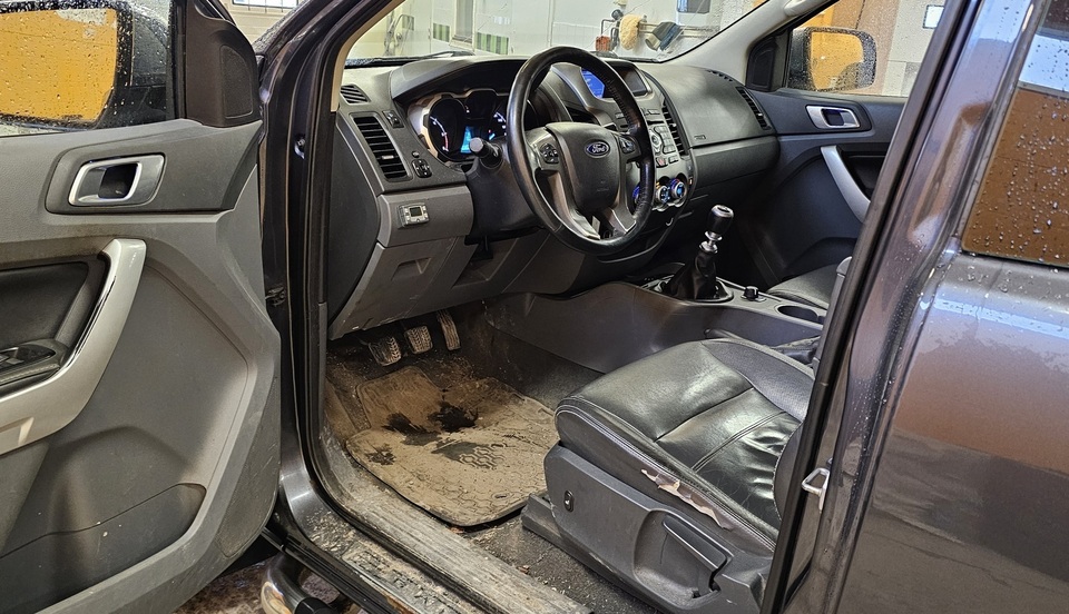 Ford Ranger vaihtoauto