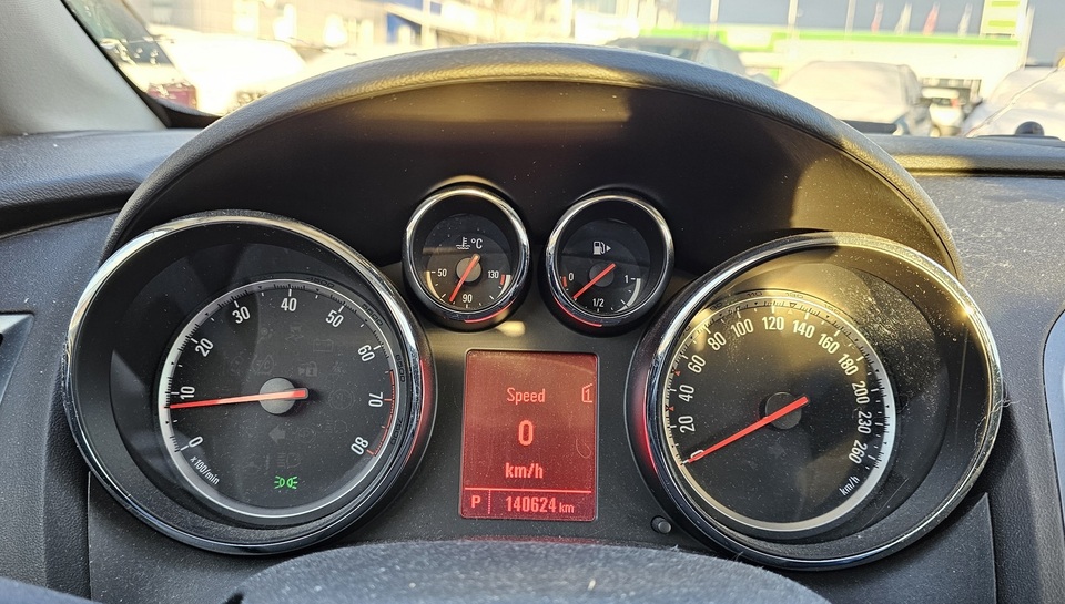 Opel Astra vaihtoauto