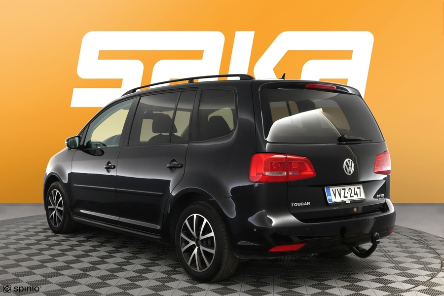 Volkswagen Touran vaihtoauto