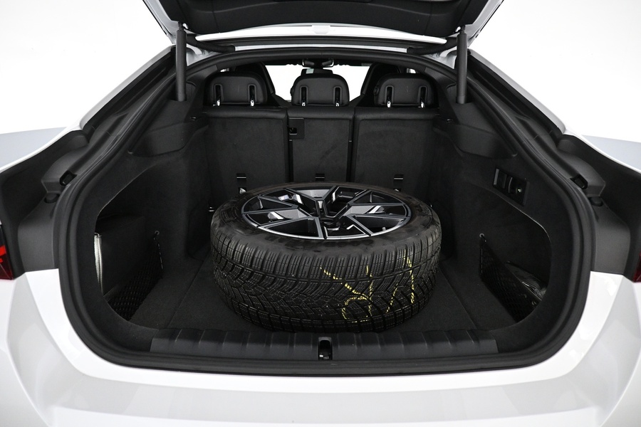 BMW i4 vaihtoauto