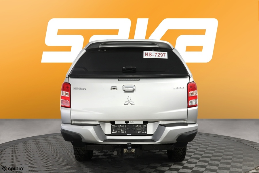 Mitsubishi L200 vaihtoauto