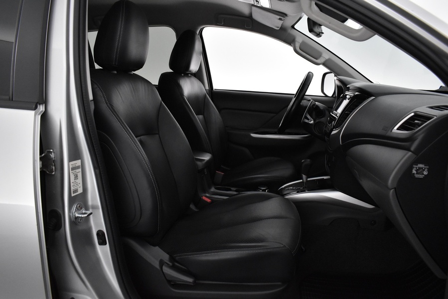 Mitsubishi L200 vaihtoauto