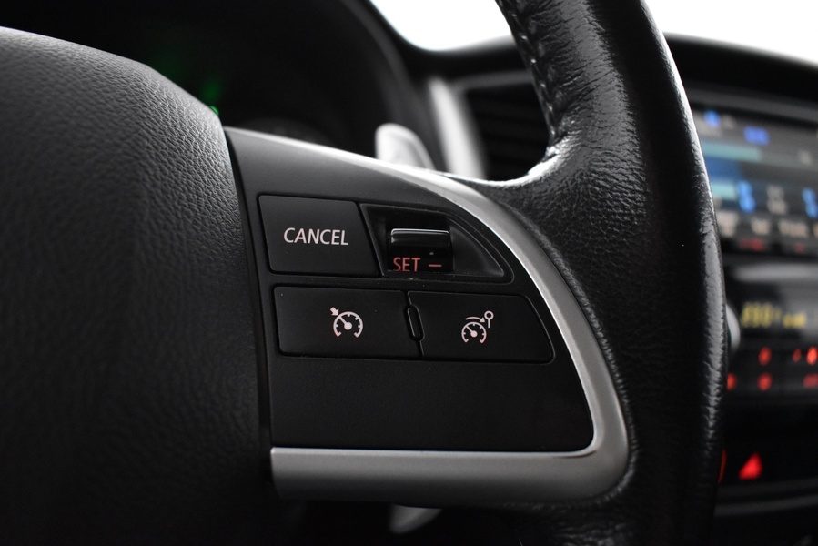 Mitsubishi L200 vaihtoauto