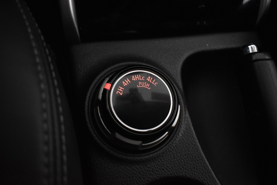 Mitsubishi L200 vaihtoauto