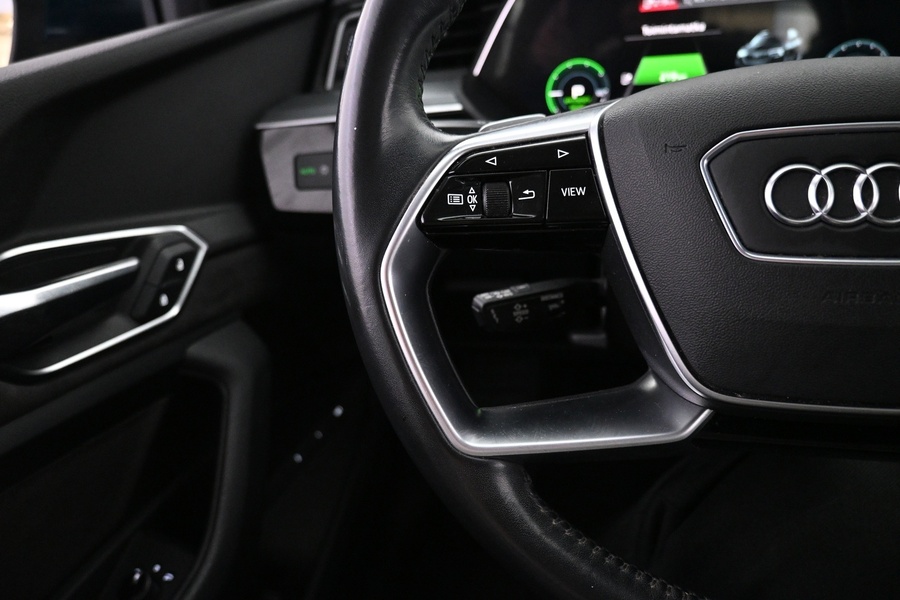 Audi e-tron vaihtoauto