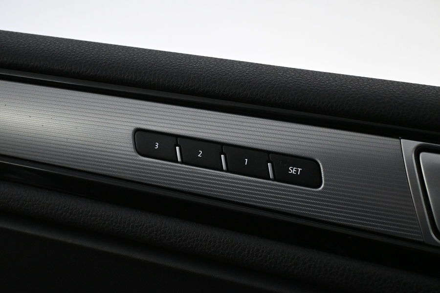 Volkswagen Touareg vaihtoauto