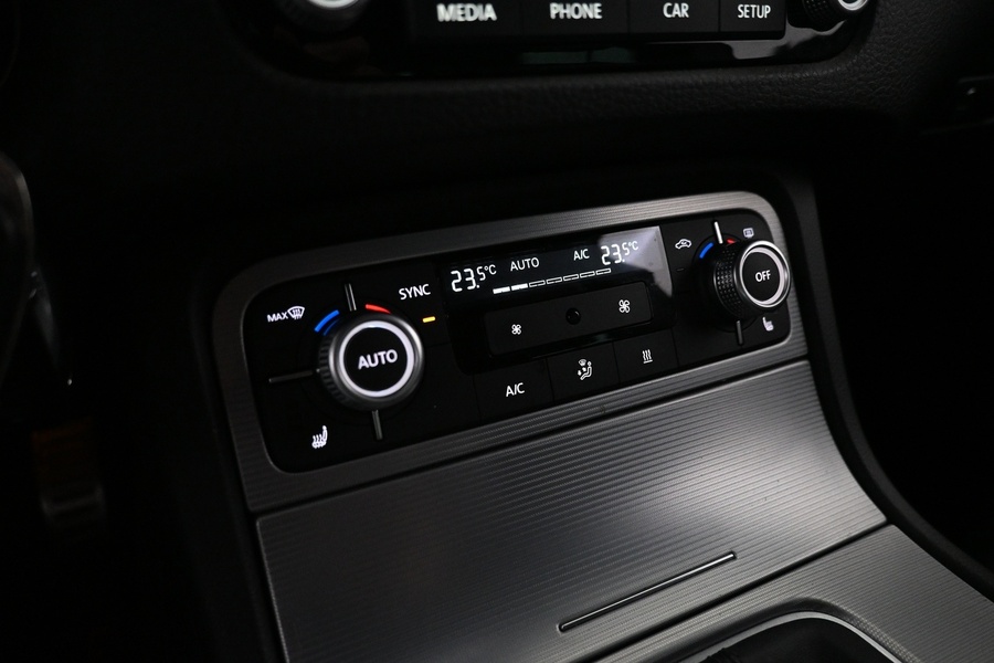 Volkswagen Touareg vaihtoauto