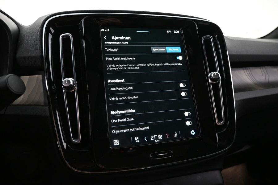 Volvo C40 vaihtoauto