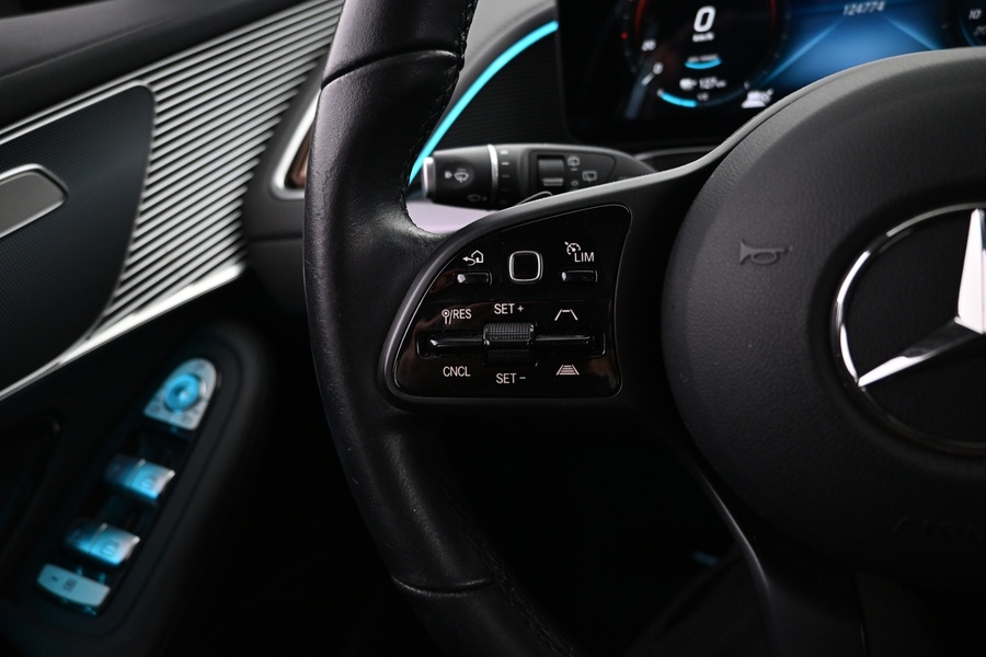 Mercedes-Benz EQC vaihtoauto