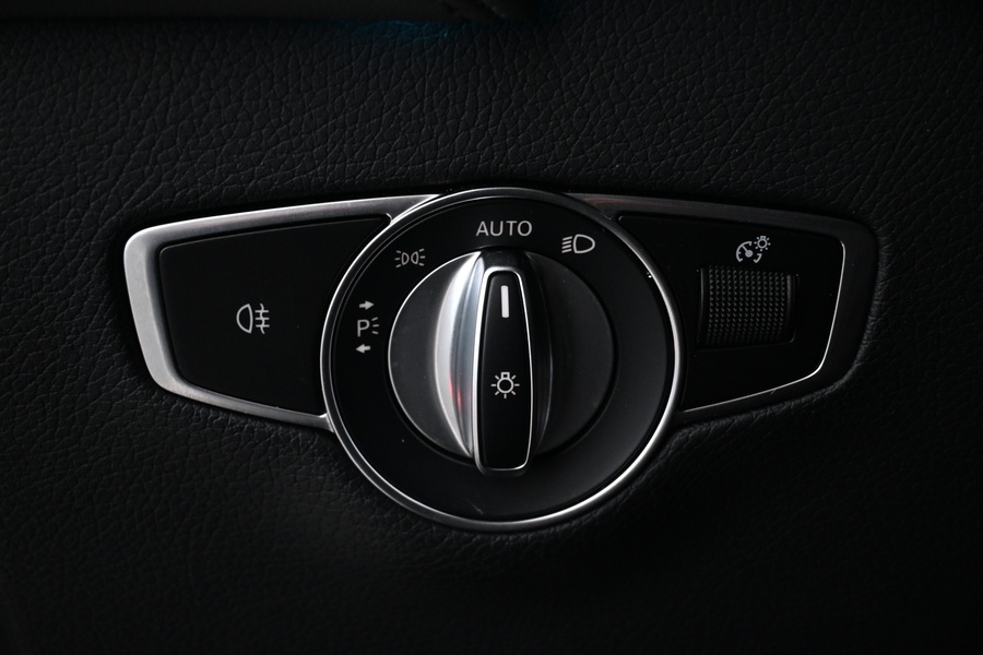 Mercedes-Benz EQC vaihtoauto