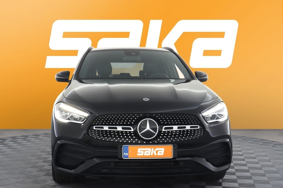 Mercedes-Benz GLA vaihtoauto