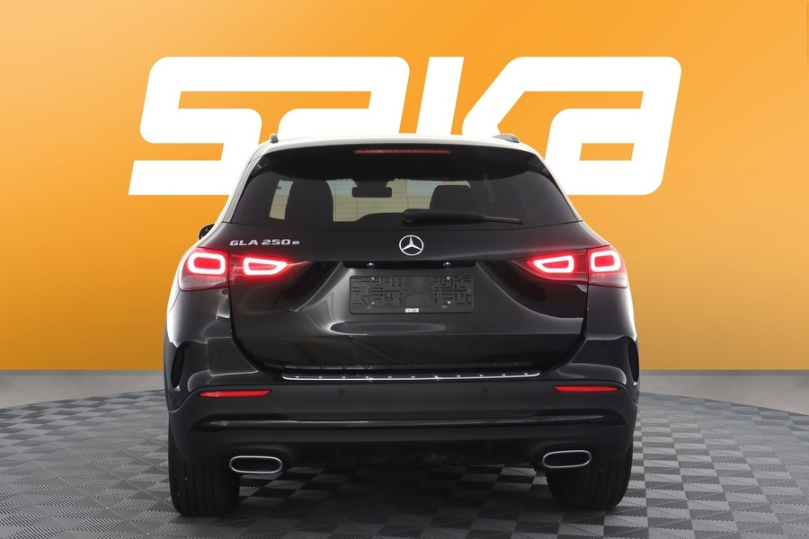 Mercedes-Benz GLA vaihtoauto