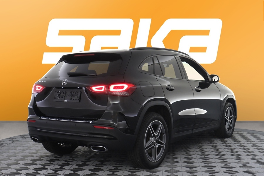 Mercedes-Benz GLA vaihtoauto