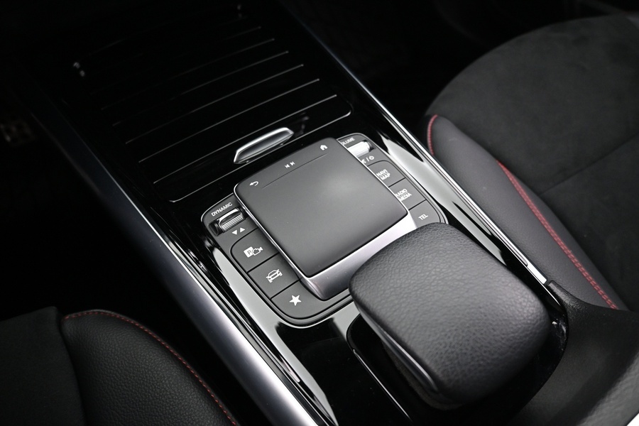 Mercedes-Benz GLA vaihtoauto