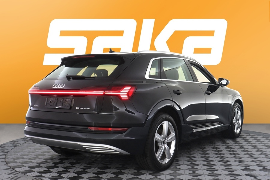 Audi e-tron vaihtoauto