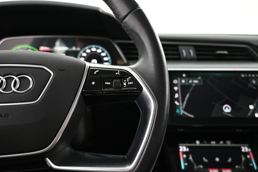 Audi e-tron vaihtoauto