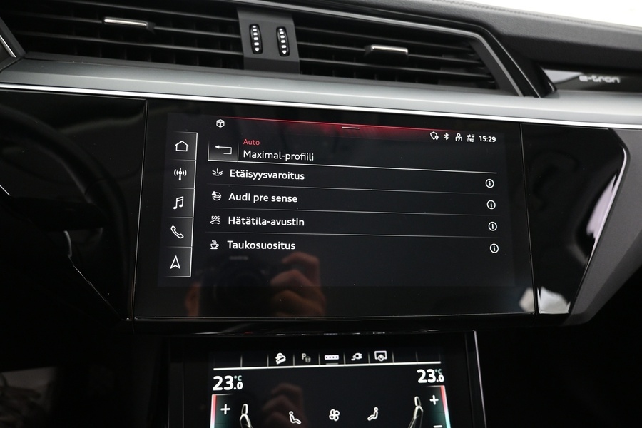 Audi e-tron vaihtoauto