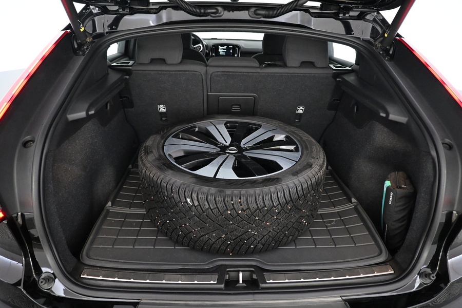 Volvo C40 vaihtoauto