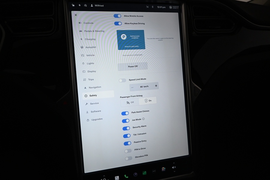 Tesla Model S vaihtoauto