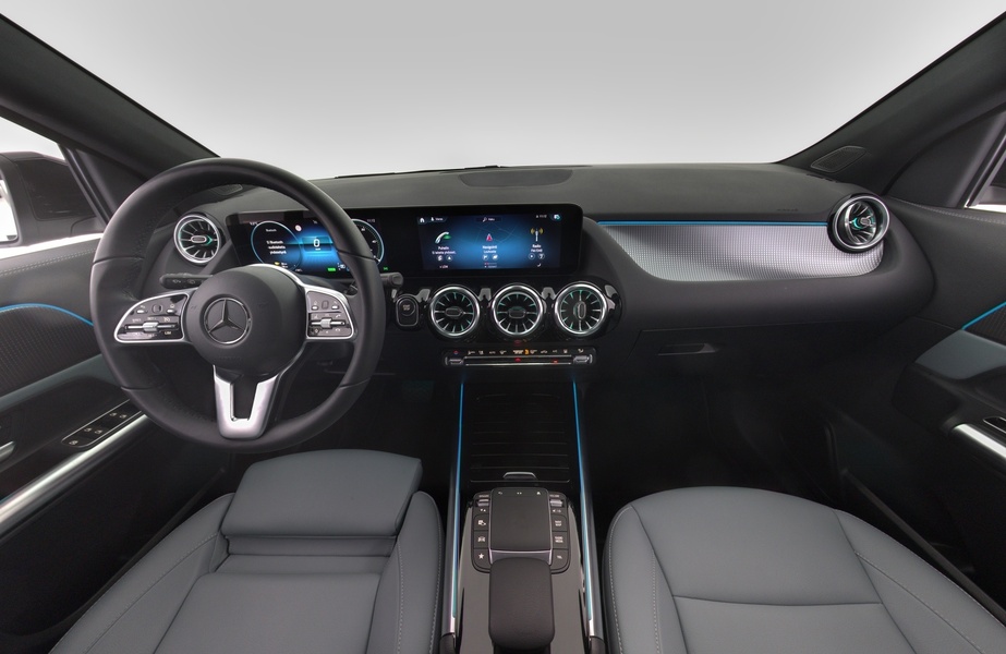 Mercedes-Benz EQA vaihtoauto