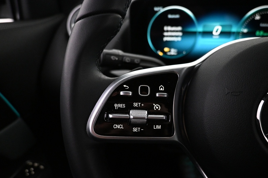 Mercedes-Benz EQA vaihtoauto