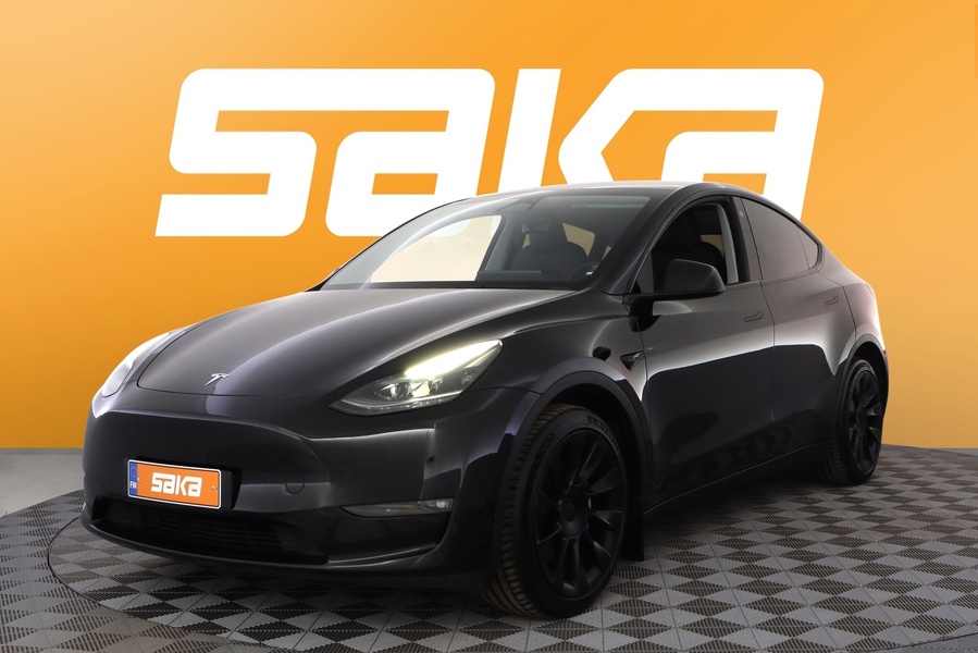 Tesla Model Y vaihtoauto