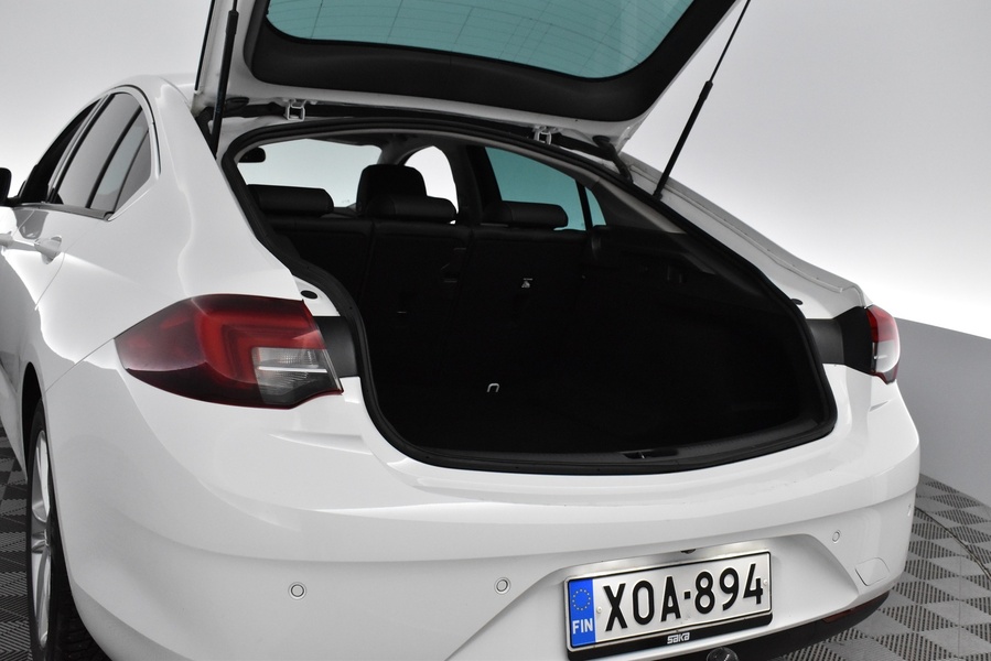 Opel Insignia vaihtoauto