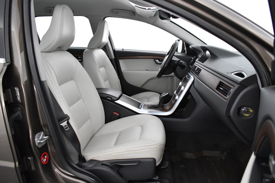 Volvo XC70 vaihtoauto