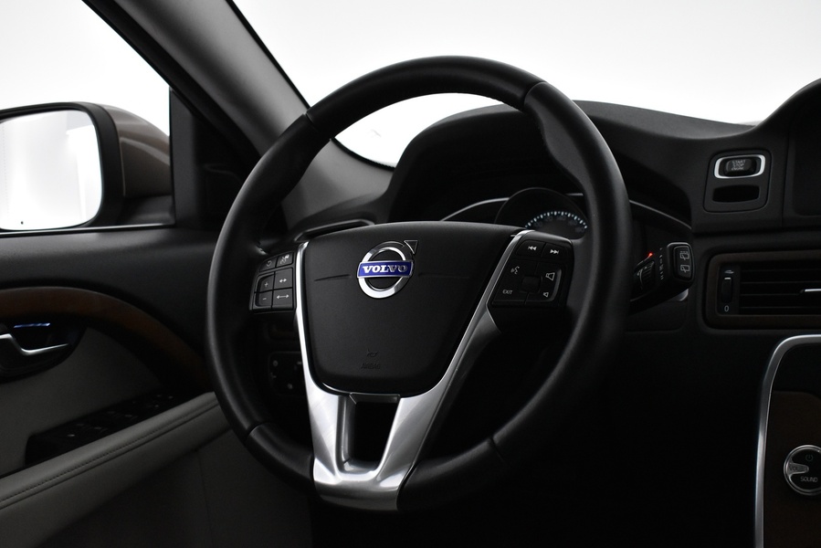 Volvo XC70 vaihtoauto