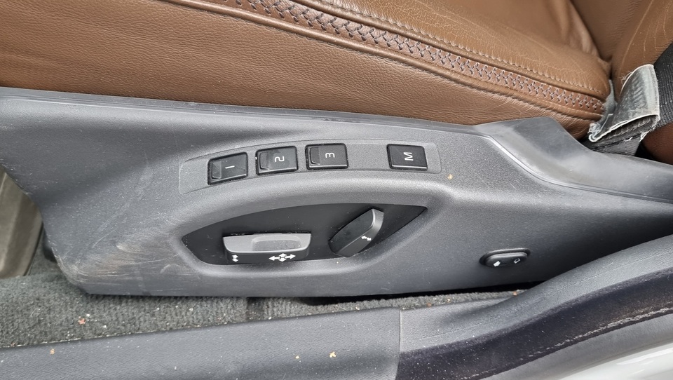 Volvo XC70 vaihtoauto