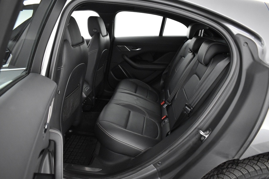 Jaguar I-PACE vaihtoauto